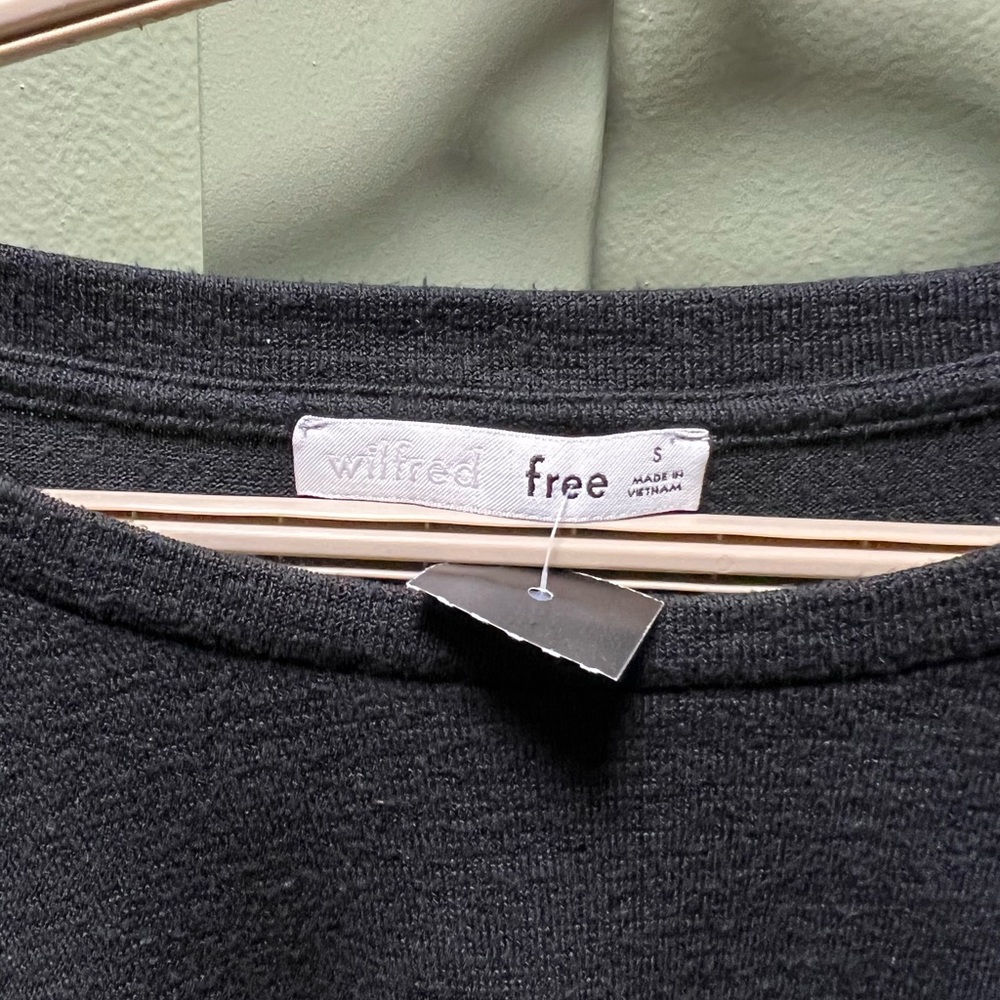 Wilfred Black long sleeve